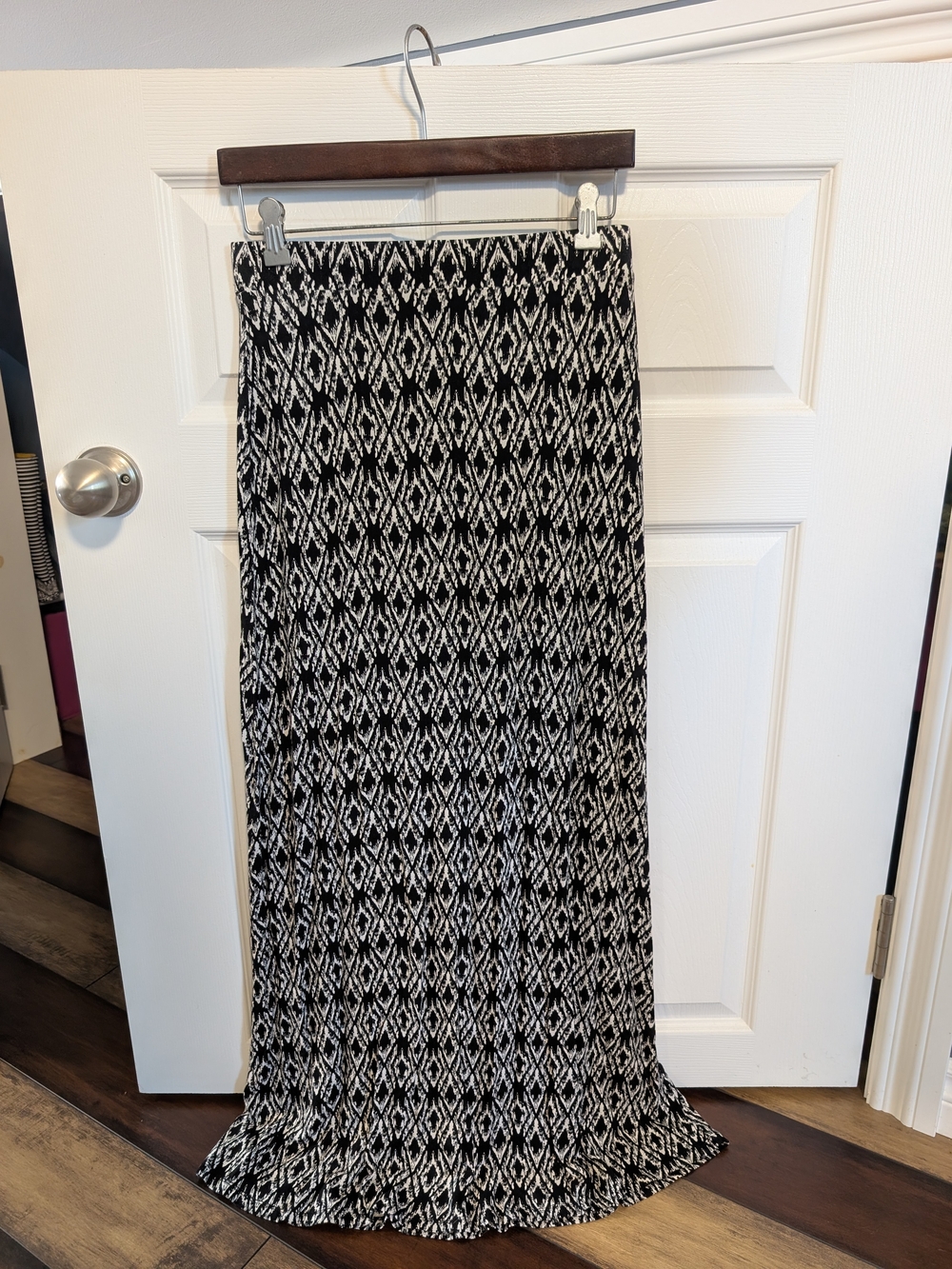 Black and White Geometric Maxi Skirt